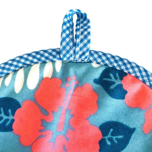 Hand Made Hawaiian Hibiscus Pot Holder and Crochet Nylon Dish Scrubby Set - Picture 3 of 7